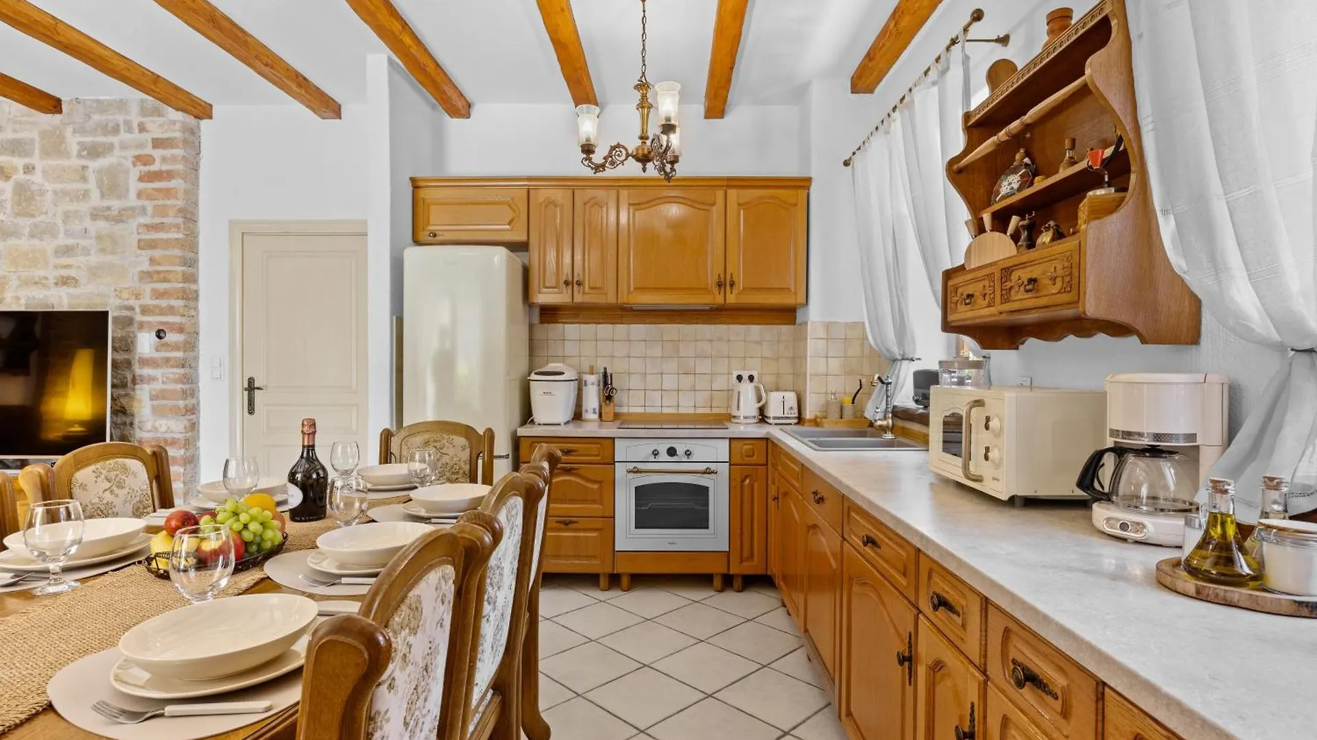 E-Villa Vintage Istria With Heated And Covered Pool Cabrunici 0*,  克罗地亚